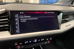 musta Audi Q4 e-tron 2024 kuva 26.