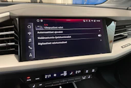 musta Audi Q4 e-tron 2024 kuva 27.