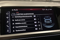 sininen Audi Q4 e-tron 2024 kuva 30.