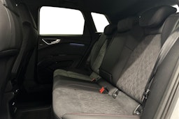 valkoinen Audi Q4 e-tron 2024 kuva 10.