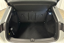 valkoinen Audi Q4 e-tron 2024 kuva 14.