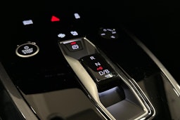 valkoinen Audi Q4 e-tron 2024 kuva 34.