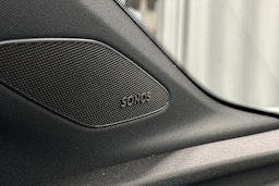 valkoinen Audi Q4 e-tron 2024 kuva 35.