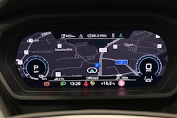 musta Audi Q4 e-tron 2024 kuva 23.