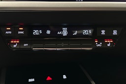 musta Audi Q4 e-tron 2024 kuva 33.