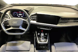 violetti Audi Q4 e-tron 2024 kuva 7.