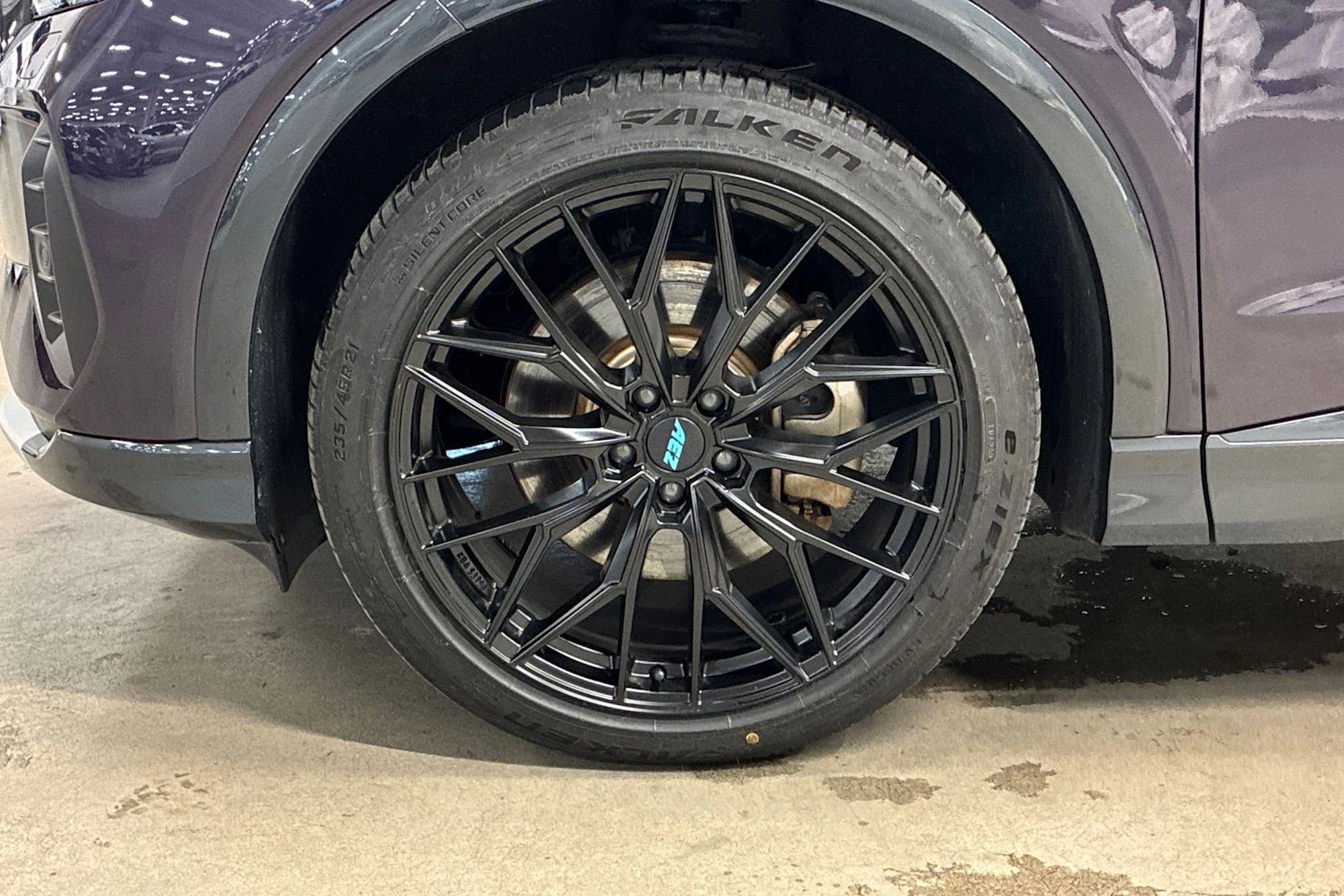 violetti Audi Q4 e-tron 2024 kuva 10.