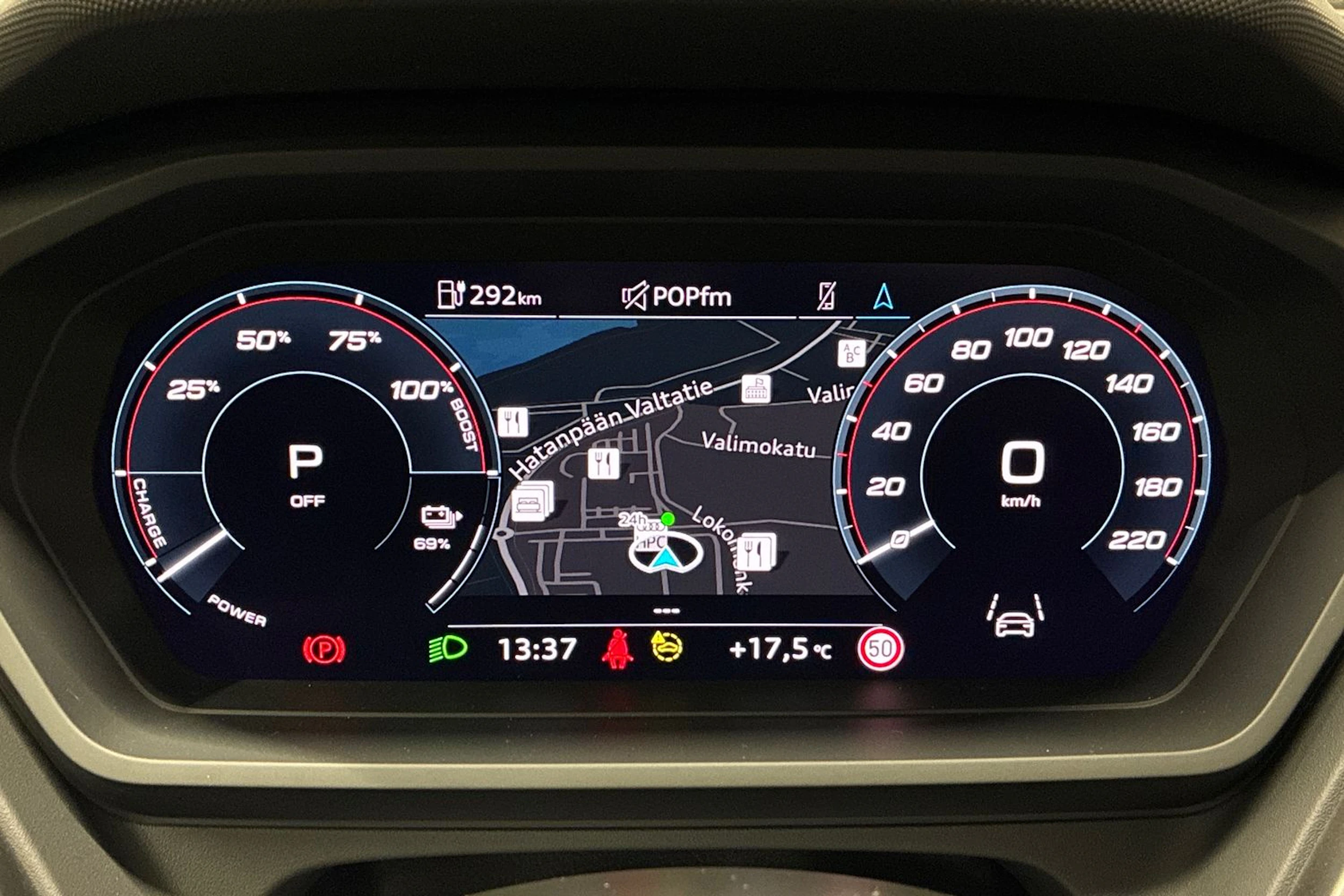 violetti Audi Q4 e-tron 2024 kuva 12.