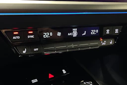 violetti Audi Q4 e-tron 2024 kuva 21.