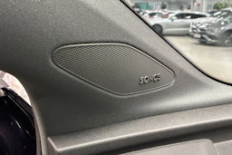 violetti Audi Q4 e-tron 2024 kuva 26.