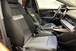violetti Audi Q4 e-tron 2024 kuva 32.