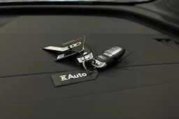 musta Audi Q4 e-tron 2025 kuva 27.