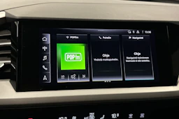 sininen Audi Q4 e-tron 2024 kuva 16.