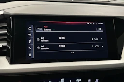 sininen Audi Q4 e-tron 2024 kuva 24.