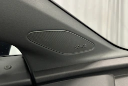 sininen Audi Q4 e-tron 2024 kuva 32.