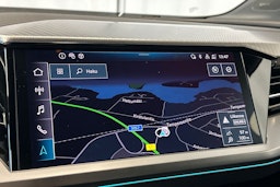 Harmaa Audi Q4 e-tron 2024 kuva 19.