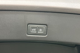 Harmaa Audi Q4 e-tron 2024 kuva 22.