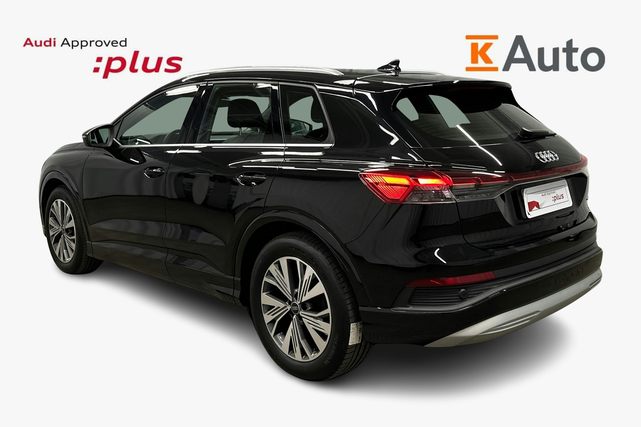 musta Audi Q4 e-tron 2024 kuva 2.