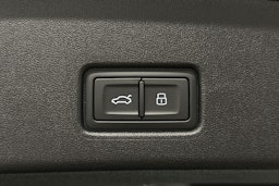 musta Audi Q4 e-tron 2024 kuva 14.