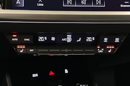 musta Audi Q4 e-tron 2024 kuva 22.