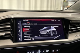 musta Audi Q4 e-tron 2024 kuva 29.