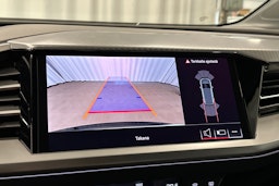 musta Audi Q4 e-tron 2024 kuva 31.
