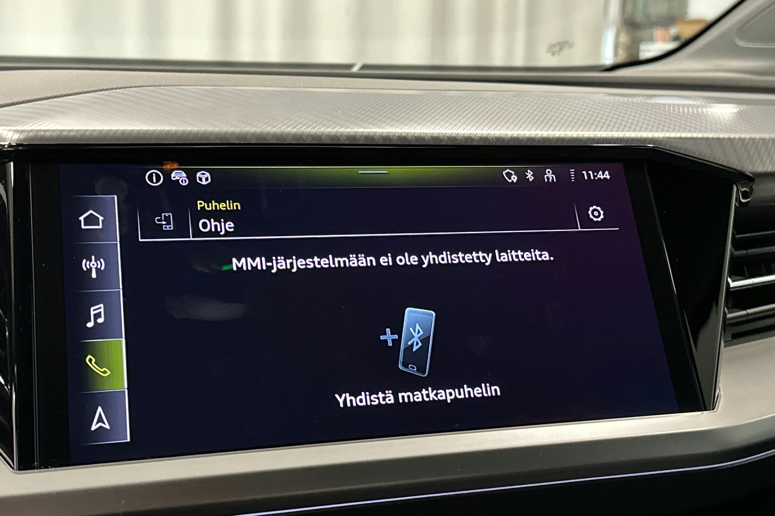 musta Audi Q4 e-tron 2024 kuva 32.