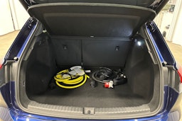 sininen Audi Q4 e-tron 2024 kuva 27.