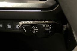 musta Audi Q4 e-tron 2024 kuva 20.