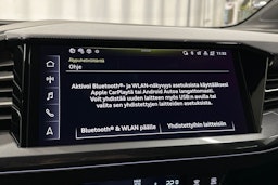 musta Audi Q4 e-tron 2024 kuva 26.