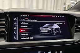 musta Audi Q4 e-tron 2024 kuva 28.