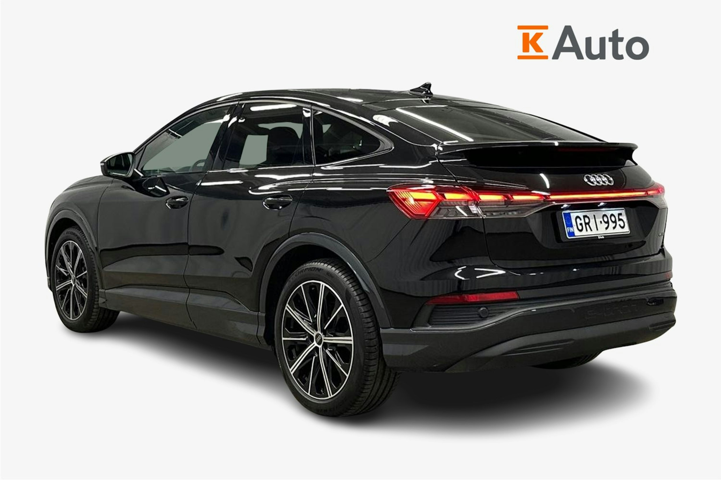 musta Audi Q4 e-tron 2024 kuva 2.