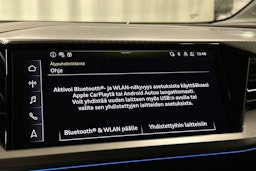 musta Audi Q4 e-tron 2024 kuva 26.