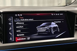 musta Audi Q4 e-tron 2024 kuva 27.