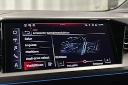 musta Audi Q4 e-tron 2024 kuva 29.