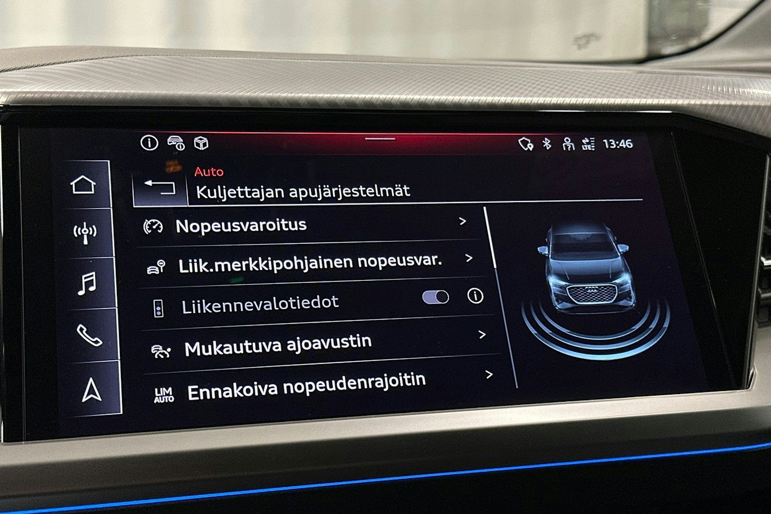 musta Audi Q4 e-tron 2024 kuva 30.