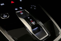 musta Audi Q4 e-tron 2024 kuva 34.