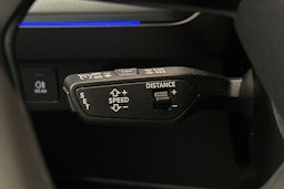 harmaa Audi Q4 e-tron 2024 kuva 23.