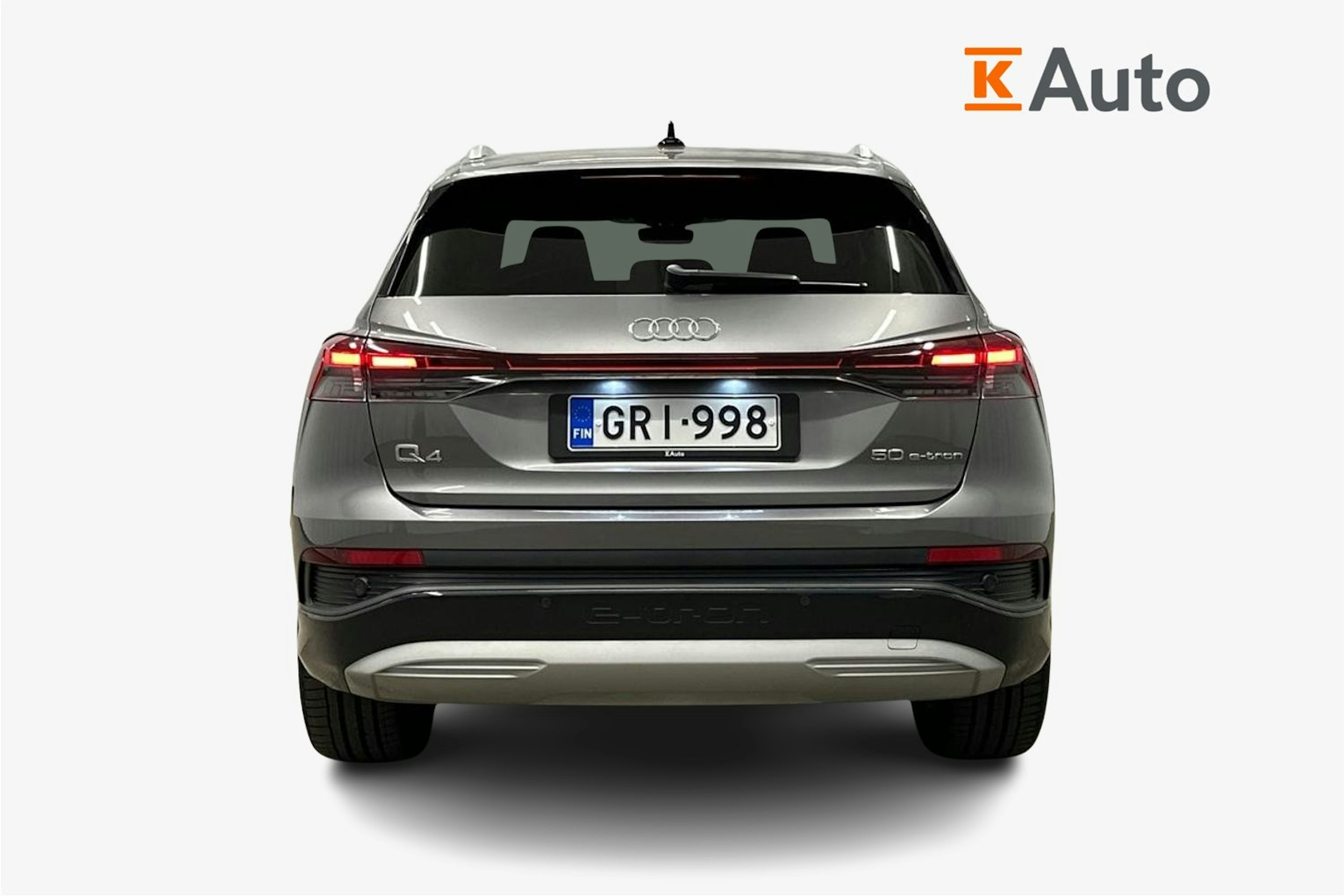 harmaa Audi Q4 e-tron 2024 kuva 3.