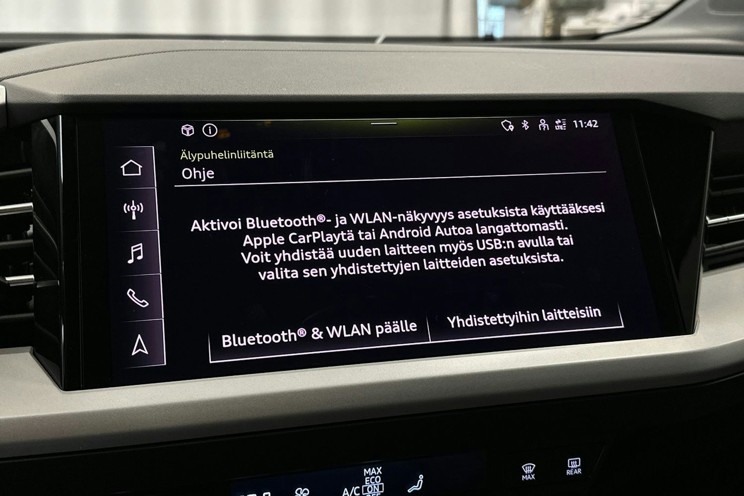 harmaa Audi Q4 e-tron 2024 kuva 25.