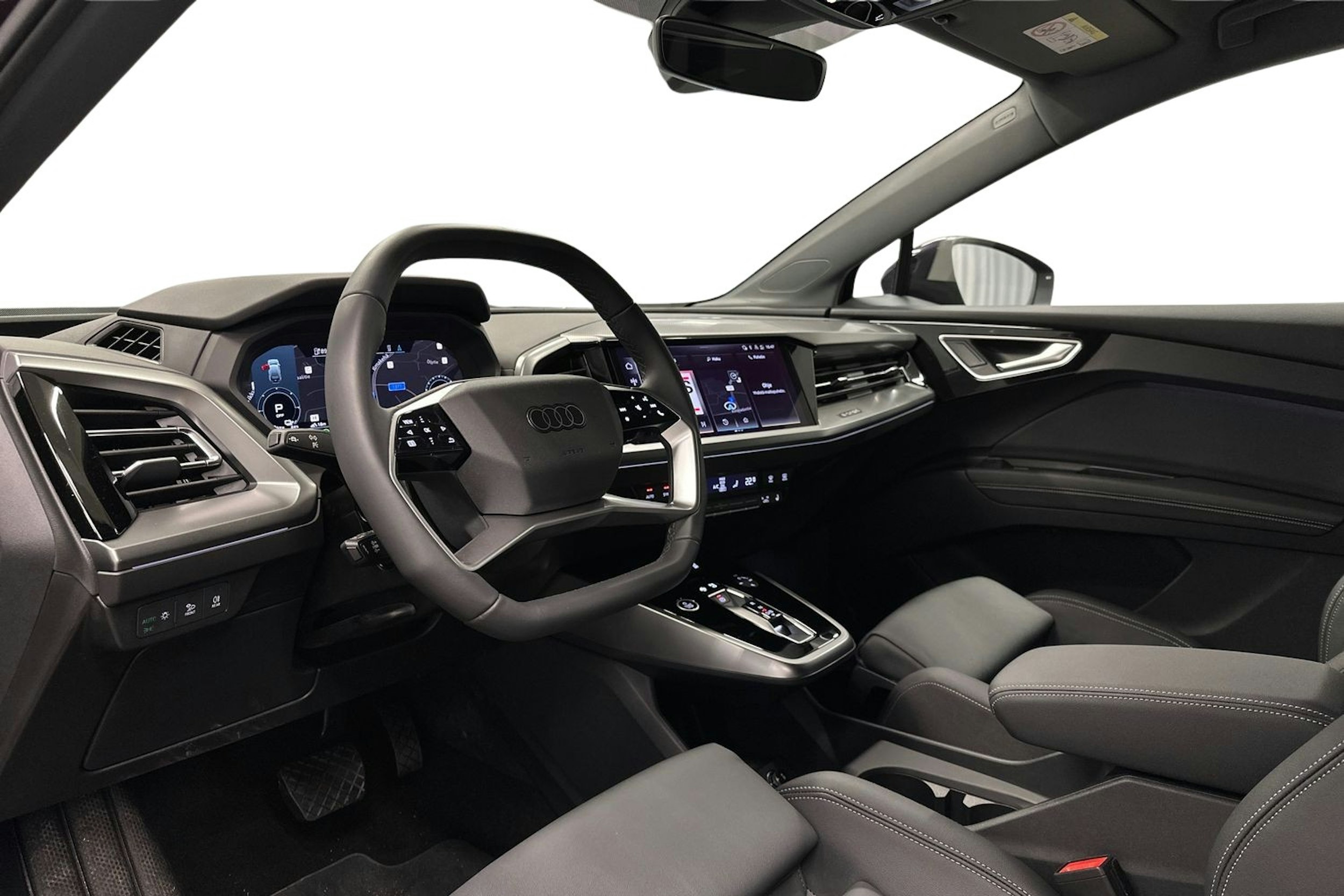 violetti Audi Q4 e-tron 2024 kuva 7.