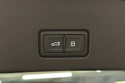 violetti Audi Q4 e-tron 2024 kuva 15.