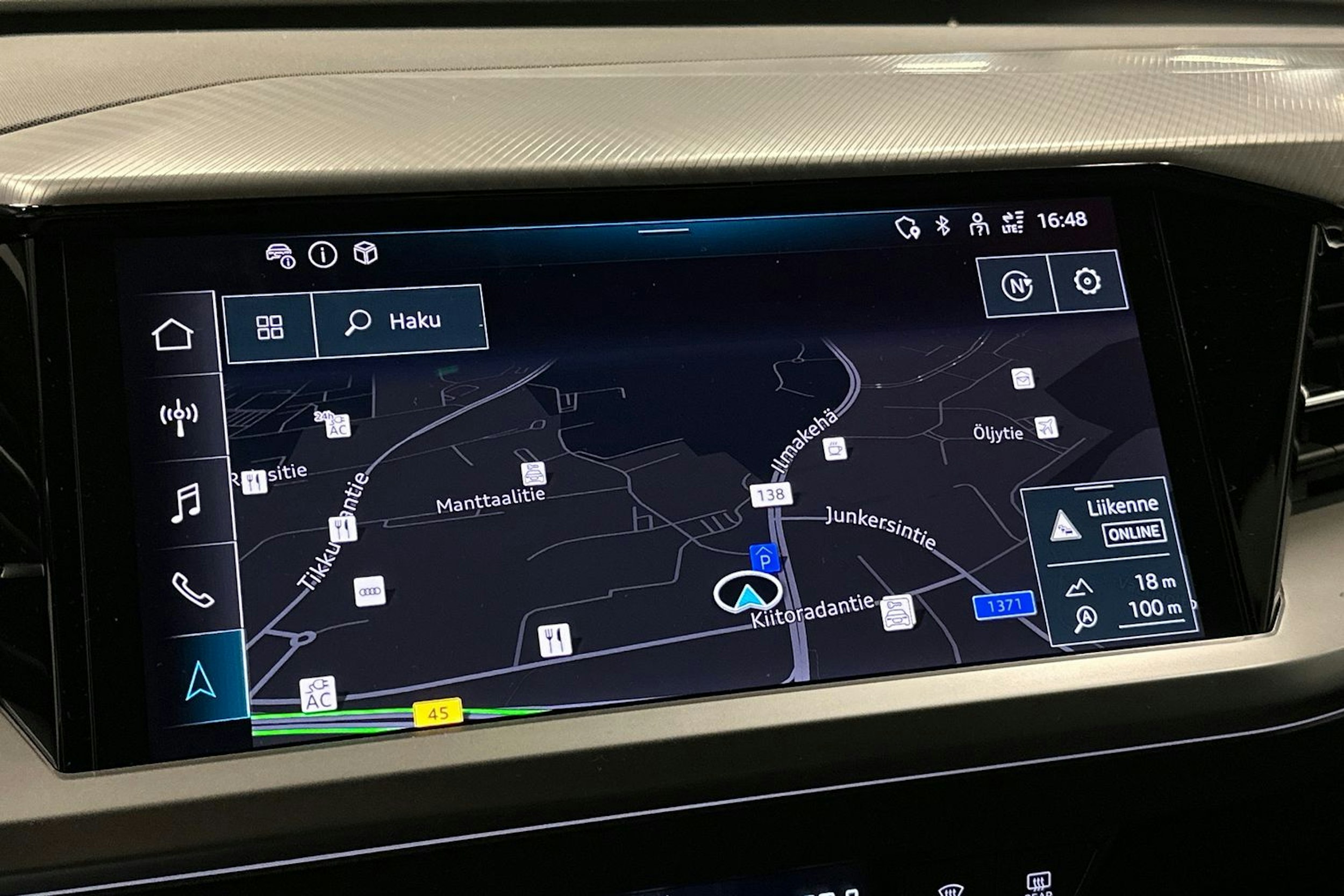 violetti Audi Q4 e-tron 2024 kuva 25.