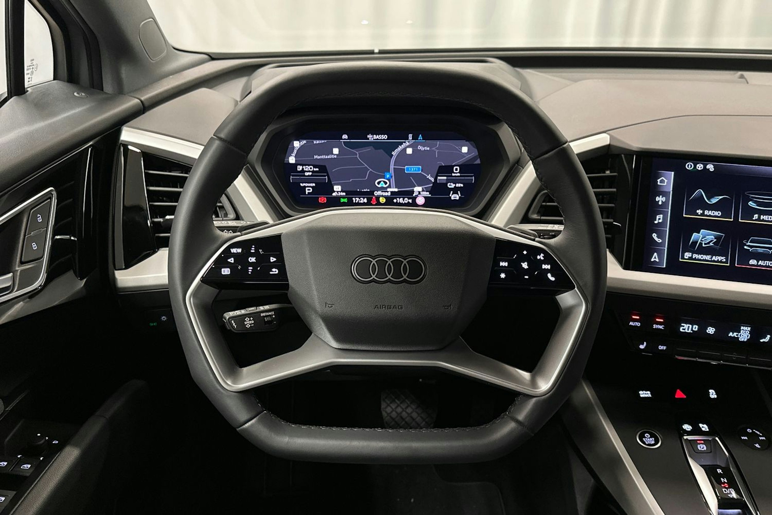 harmaa Audi Q4 e-tron 2024 kuva 14.