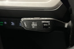 harmaa Audi Q4 e-tron 2024 kuva 17.