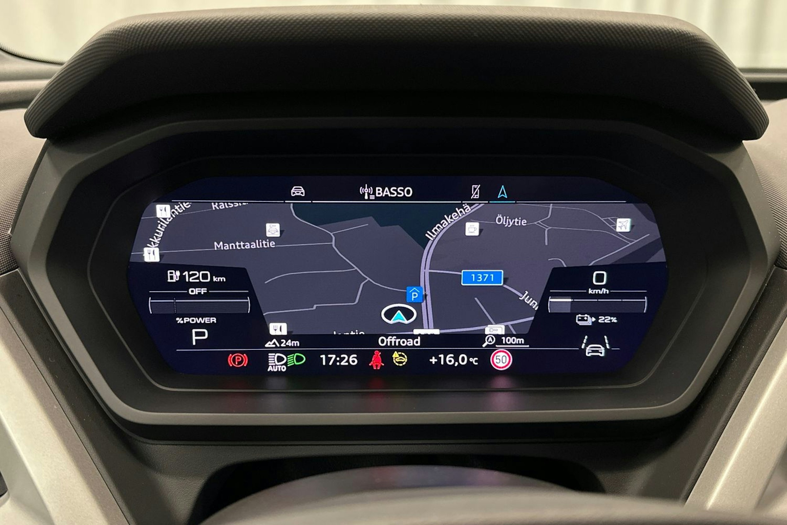 harmaa Audi Q4 e-tron 2024 kuva 18.