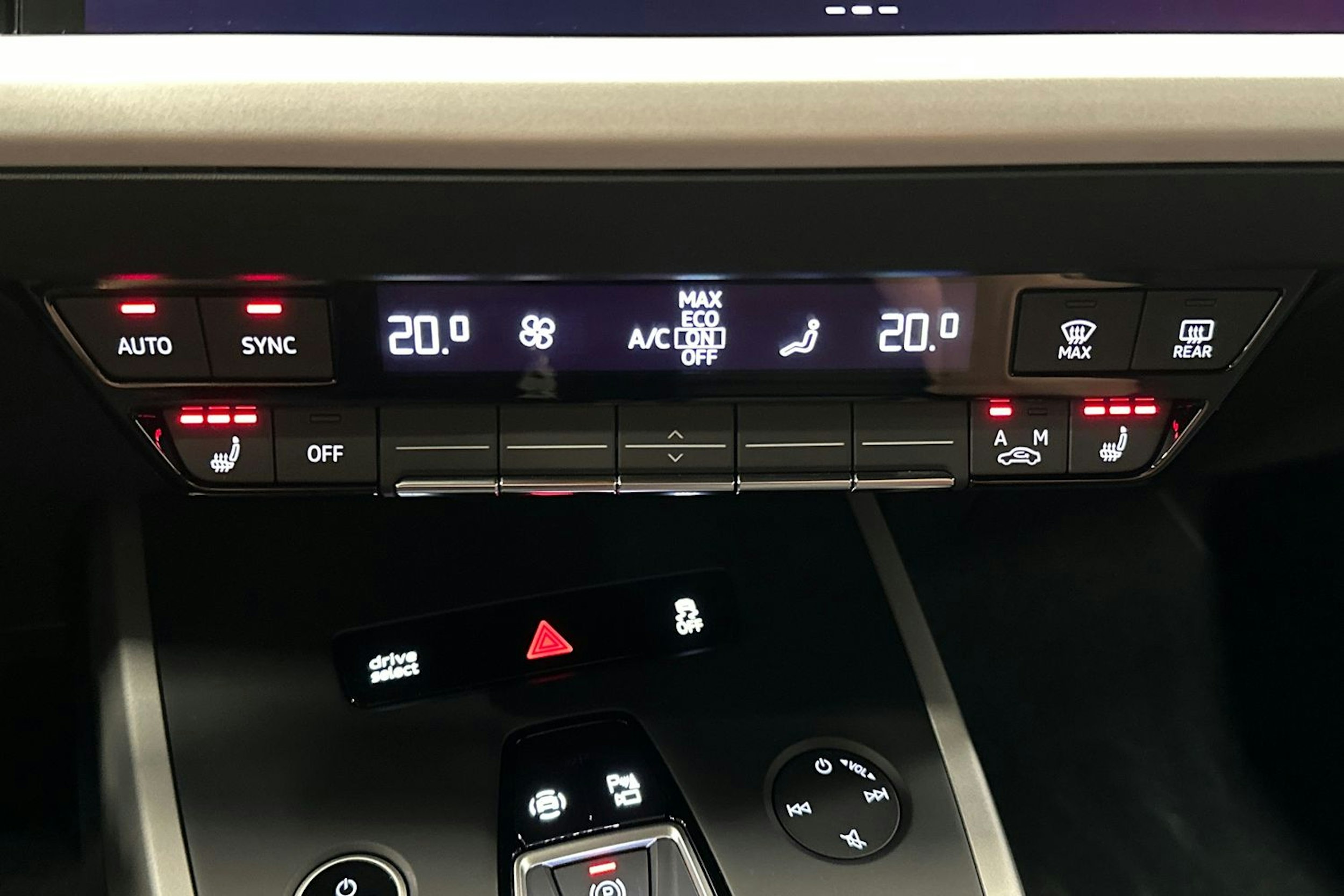 harmaa Audi Q4 e-tron 2024 kuva 21.