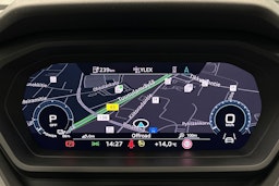 valkoinen Audi Q4 e-tron 2024 kuva 21.