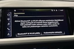 valkoinen Audi Q4 e-tron 2024 kuva 24.