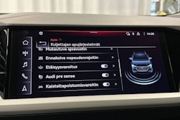 valkoinen Audi Q4 e-tron 2024 kuva 27.